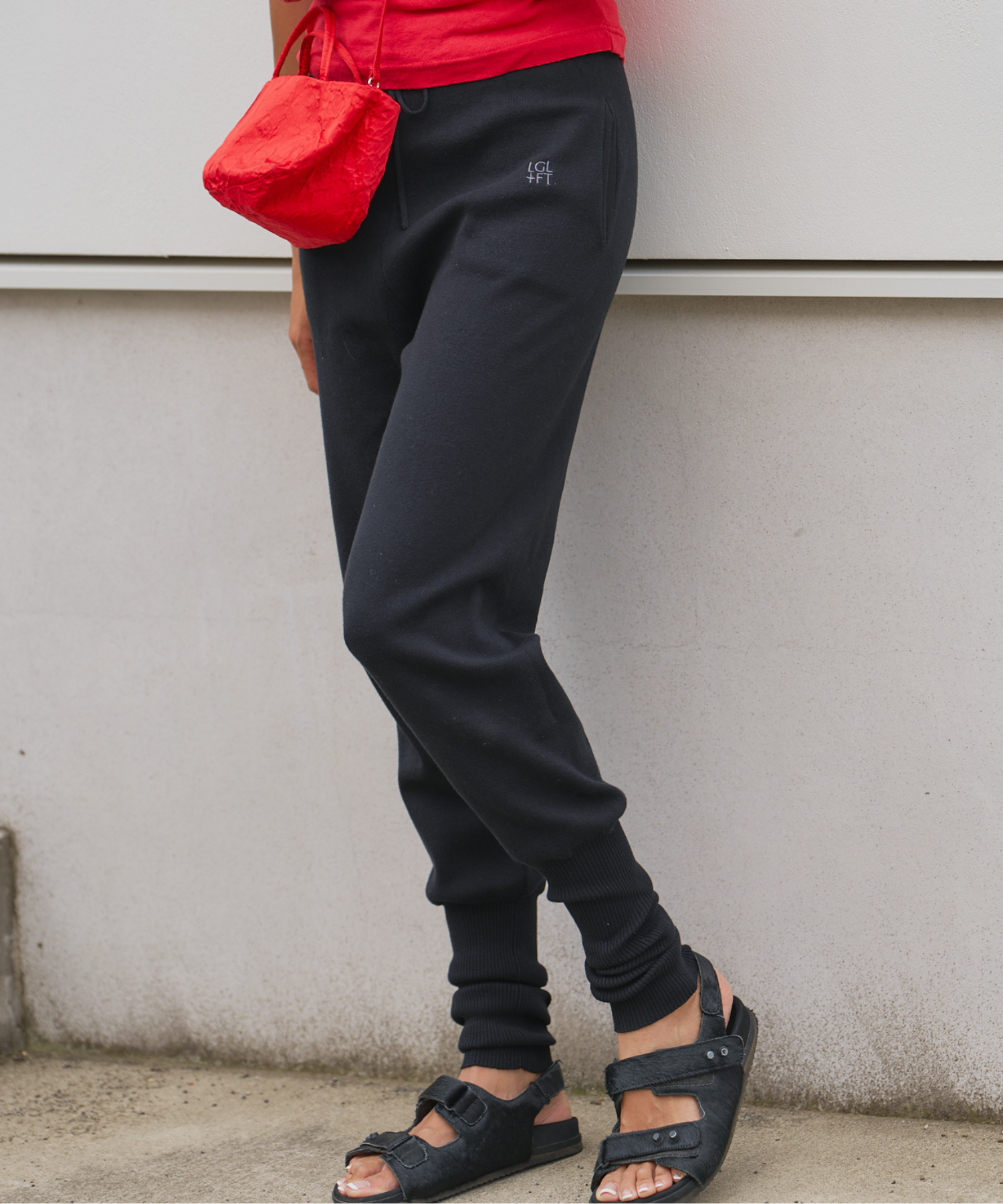 【LOVE GIVES LOVE×＋FT SUPREME.LA.LA.コラボ】ジョガーパンツ/ F251-PN102