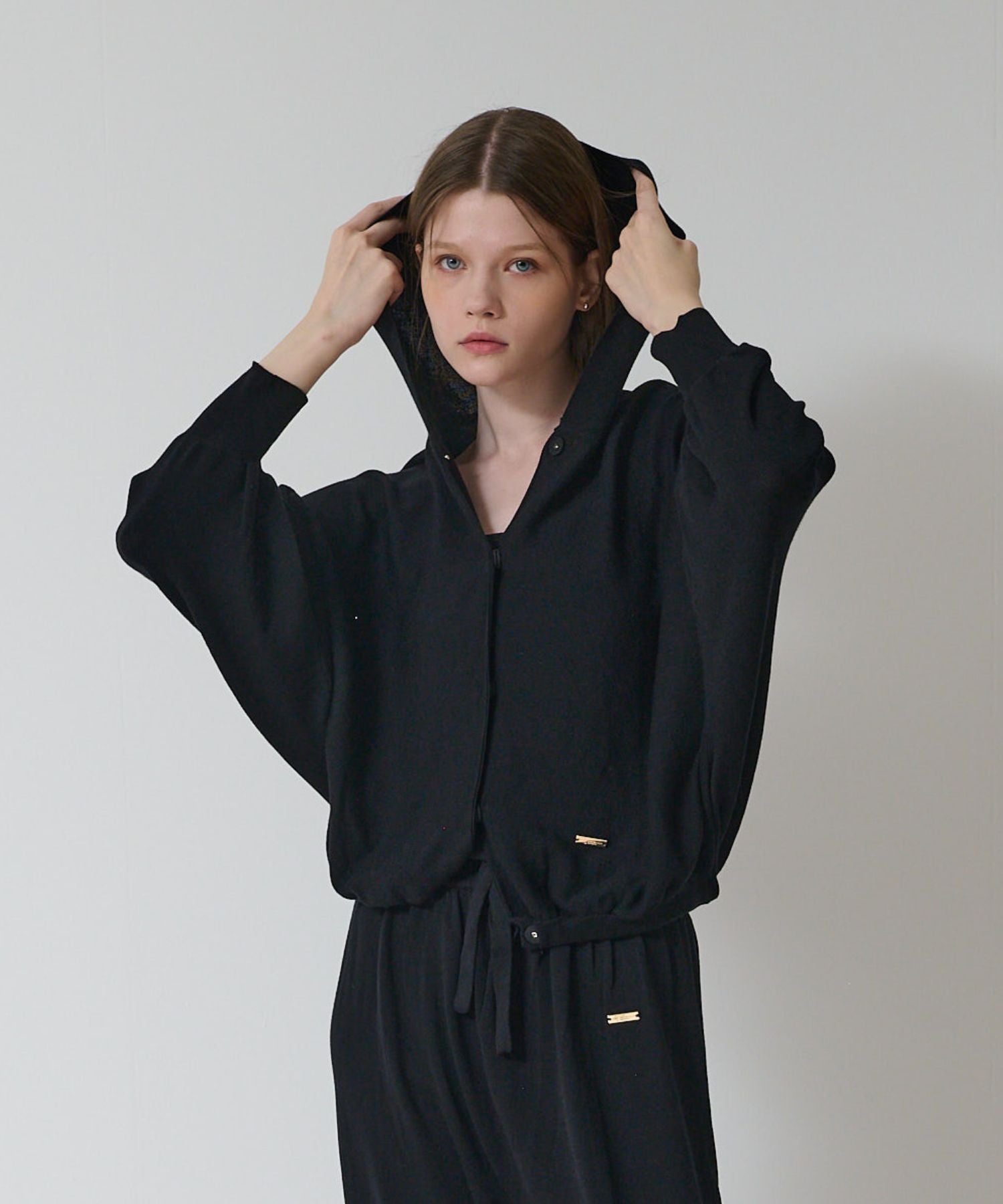 【美STコラボ】シルクプロテイン加工 ドルマンフーディー / F253-KT101