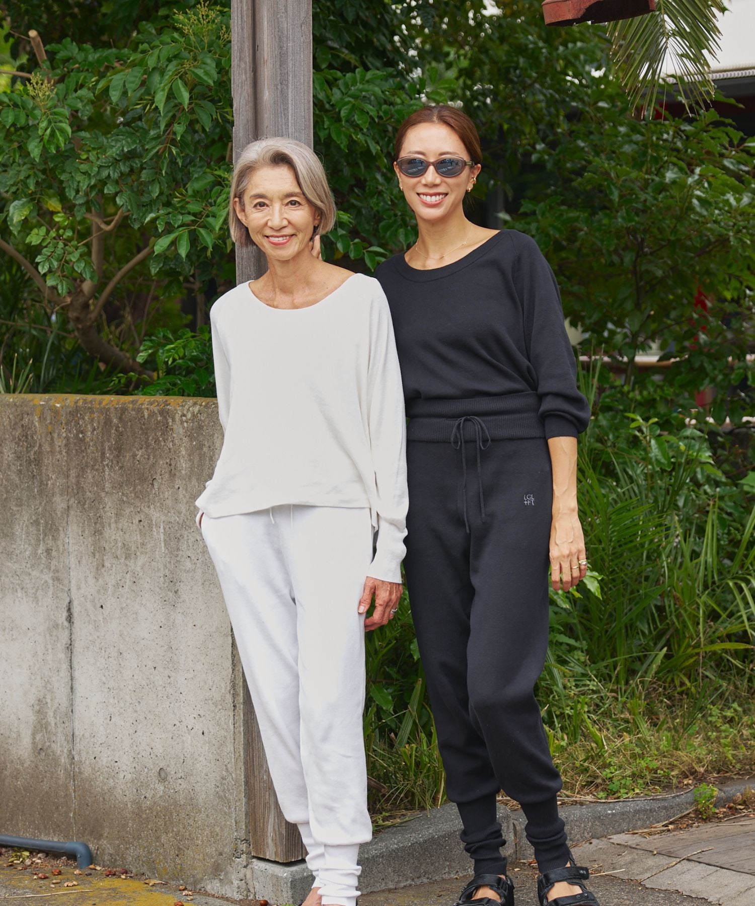 【LOVE GIVES LOVE×＋FT SUPREME.LA.LA.コラボ】ジョガーパンツ/ F251-PN102