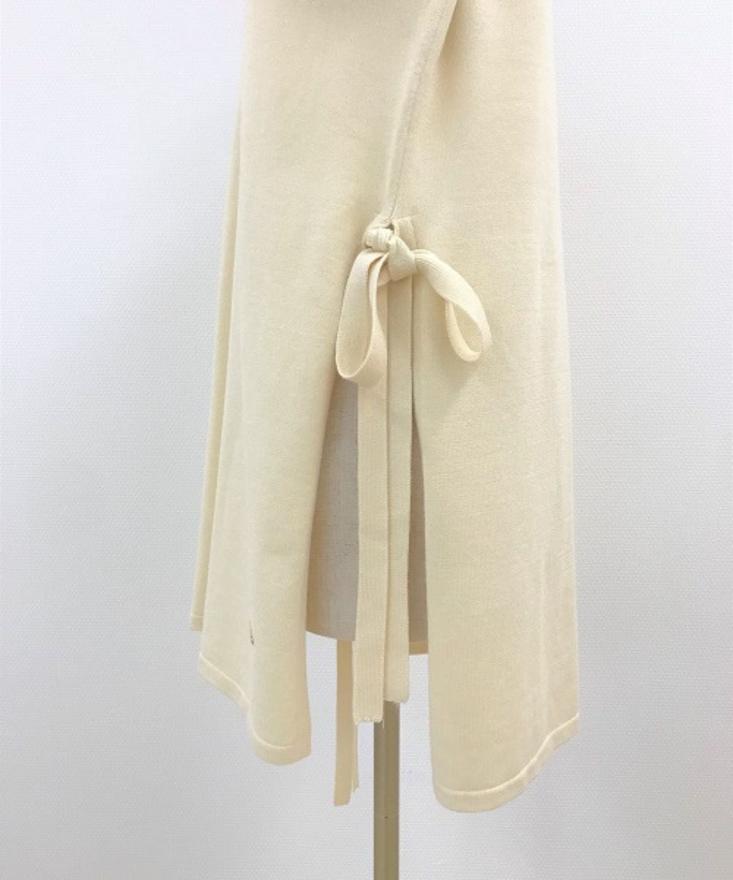 リサイクルレーヨンカップツキサイドリボントップス / F213-KT101