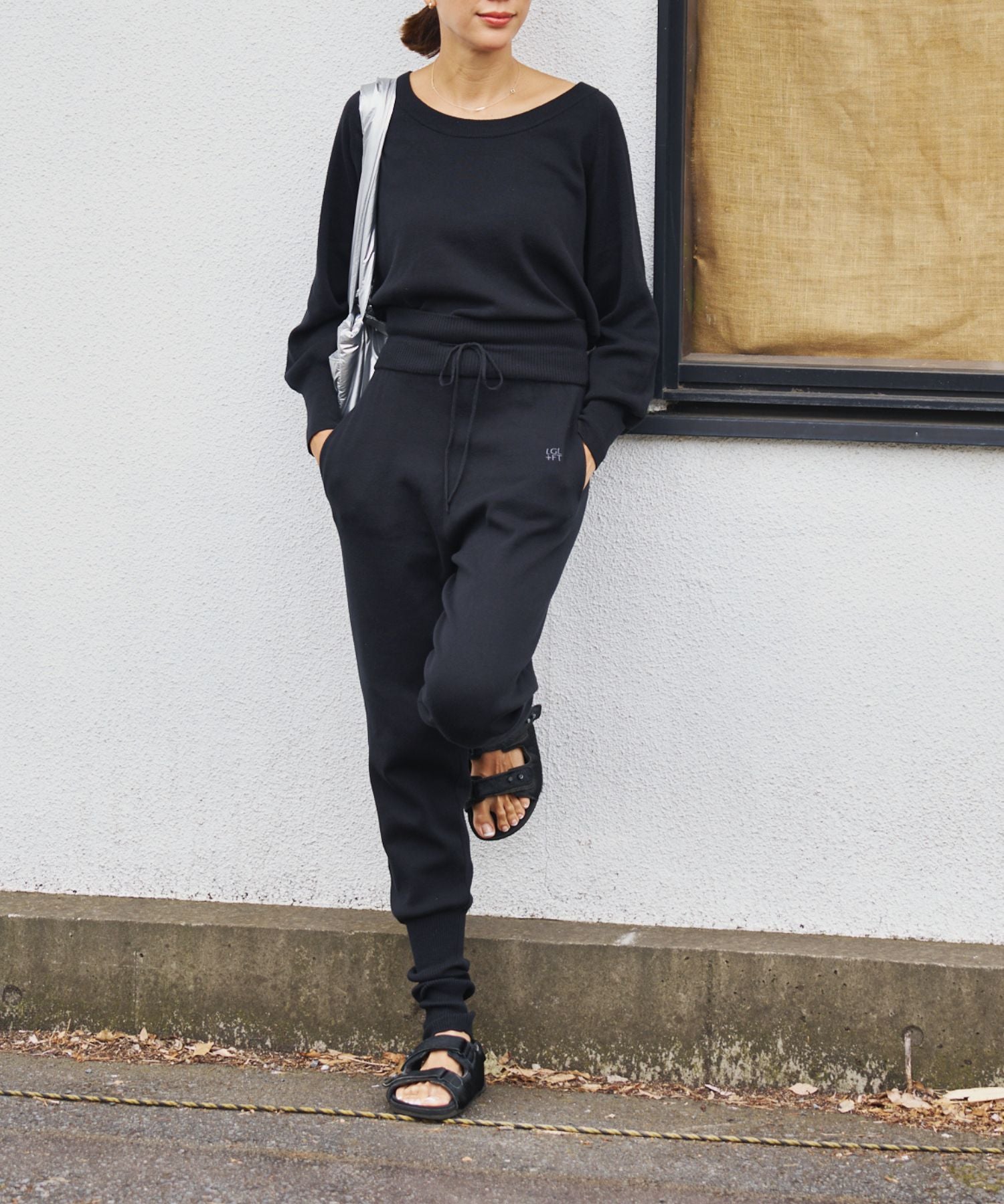 【LOVE GIVES LOVE×＋FT SUPREME.LA.LA.コラボ】ジョガーパンツ/ F251-PN102